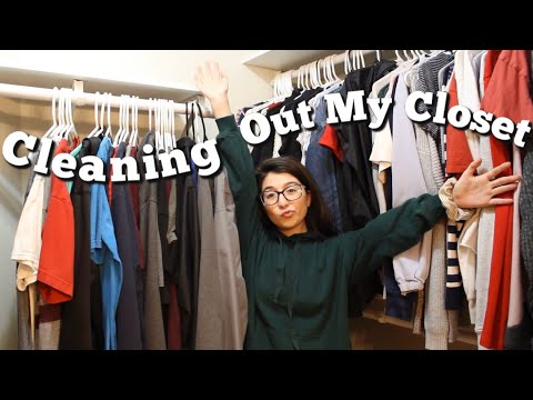 Cleaning Out My Closet + Selling My Clothes