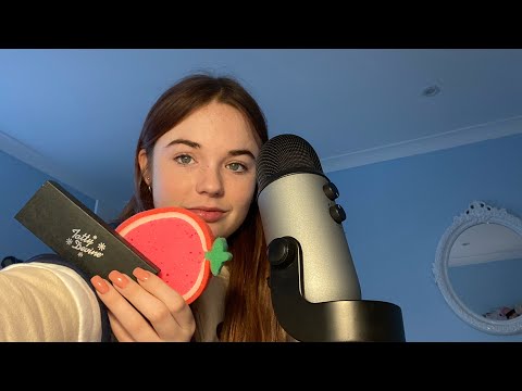 ASMR TAPPING AND MOUTH SOUNDS