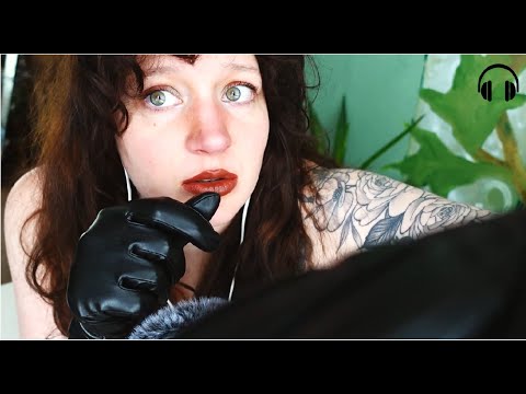 15 minuts of leather gloves ASMR \ no talking