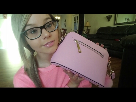 Asmr- What's in my purse/Whisper