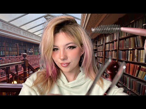 ASMR E-GIRL DOES YOUR EYEBROWS IN THE SCHOOL LIBRARY 💘📚(Roleplay)