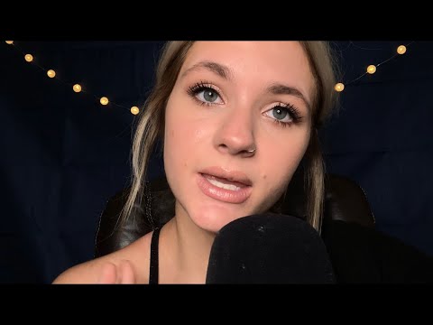 ASMR| CLOSE UP- Whispering Relaxing Lullabies/ Hand Movements🌝