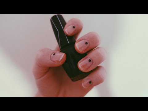 ASMR- Simple, chic, nail tutorial!