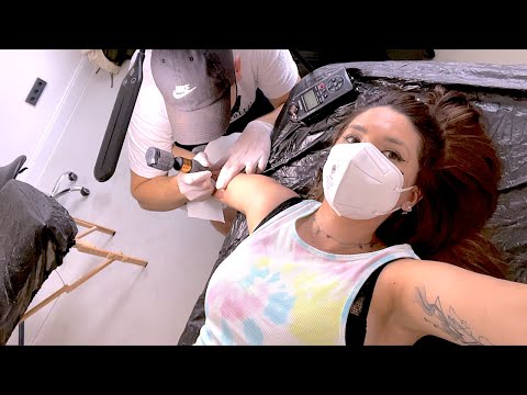 ASMR Tattoo Artist Does My NEW Tattoo while YOU Stay by My Side (Personal Attention, German/Deutsch)
