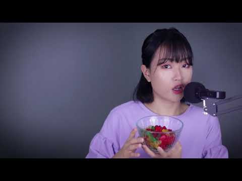젤리 이팅사운드 Gummy Bear eating sounds ASMR Korean Whisper