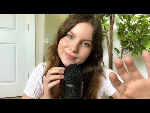 ASMR Soft Mic Tapping and Mouth Sounds *Very Tingly*