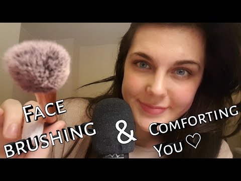 ASMR || Face Brushing & Comforting Whispers ♡ ||