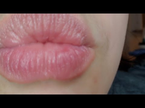 ASMR~ Hand Movements, Mouth Sounds, Kisses 💋