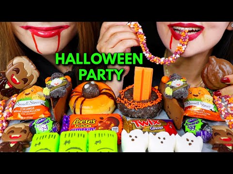 ASMR HALLOWEEN CANDY PARTY (TWIX, REESE'S, DONUT, CHOCOLATE CAKE, MARSHMALLOW 먹방 | Kim&Liz ASMR