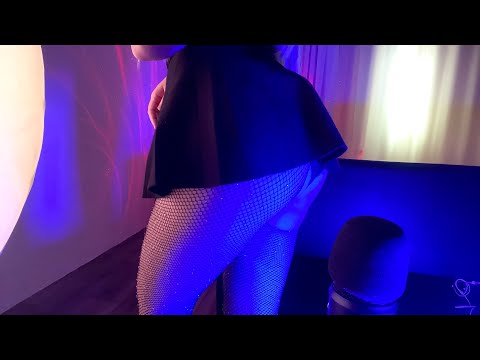 ASMR | Scratching skirt
