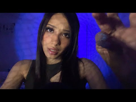 ASMR| Spider webs 🕷 One hour loop 💤 (personal attention, inaudible whispers…)￼