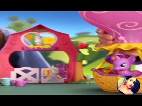 My Little Pony: Friendship Is Magic  Princess Twilight Balloon and Applejack  Barn Commercial REVIEW
