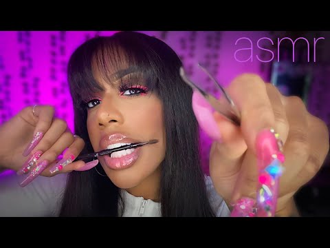 ASMR | Ratchet Popular Girl Does Your Eyebrows In The Back of Class (w/ Gum Chewing) Roleplay