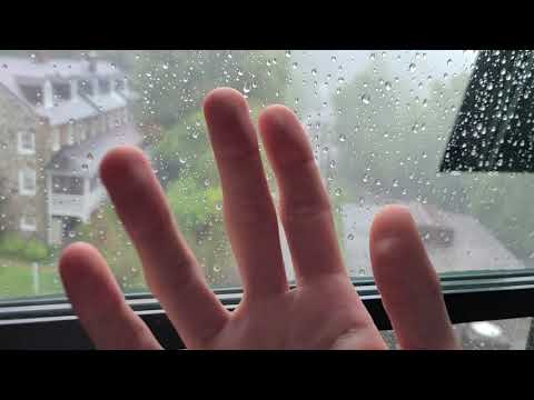 ASMR - Lofi rainy day tapping and close-up hand movements