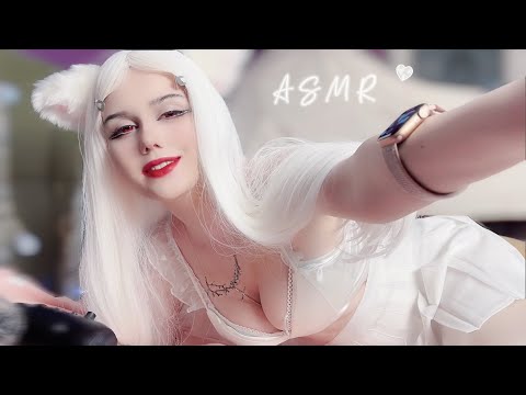 ♡ ASMR Girlfriend ♡ Close Up Hugs & Kisses In Bed ♡