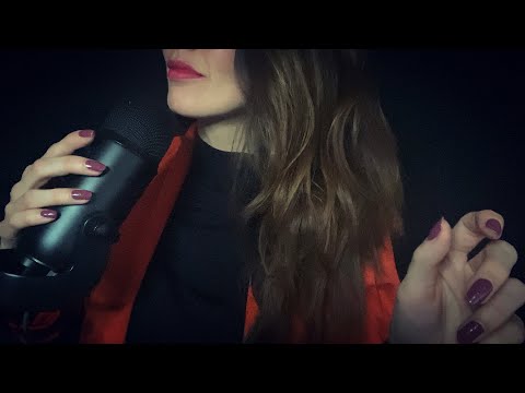 ASMR - Whispering 60 Dutch Trigger Words - Finger Flutters and Gentle Tapping