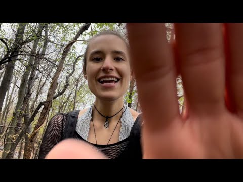 #ASMR RELAX AND LISTEN TO THE RAIN 🌧 whispering, repeating, hand movements, rain sounds🌧🐸