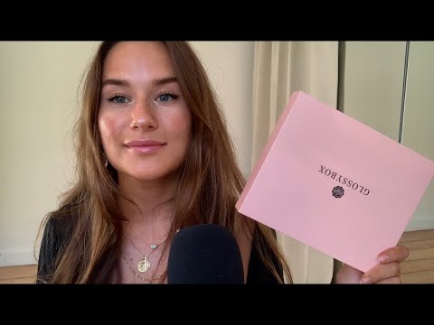 ASMR German | Glossybox November | Tapping And Scratching