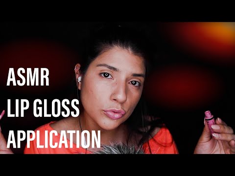 ASMR LIP GLOSS APPLICATION | PUCKER UP | KISSING MOUTH SOUNDS | PERSONAL ATTENTION FOR SLEEP