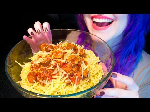 ASMR: Filipino Spaghetti with Sweet Meat Sauce & Sausage ~ Relaxing Eating Sounds [No Talking|V] 😻