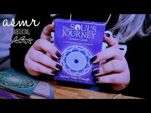 ASMR CHILE/ESPAÑOL - UNBOXING: ''The Soul's Journey Lesson Cards'' Sonidos Relajantes 🔮
