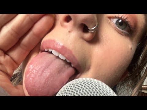 ASMR| (Lens Licking) Cleaning Off Your Face & Mic Scratching/ Gripping