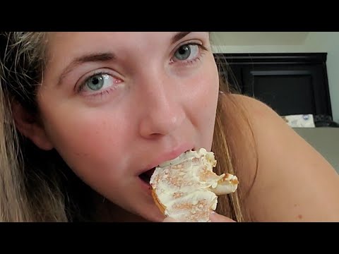 ASMR | Toasting and Eating a Crunchy Bagel