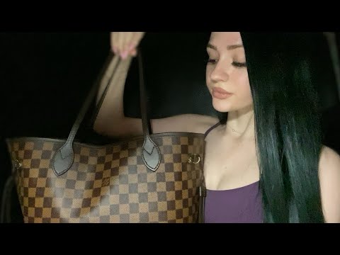 ASMR|| WHATS IN MY PURSE (SO RELAXING)