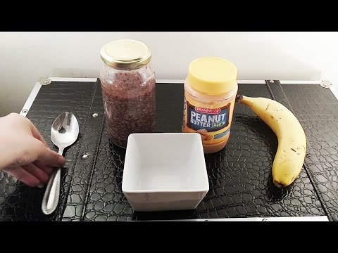 🍌 ASMR My Favourite Breakfast! 🍌 (Overnight oats with bananas and peanut butter) ☀365 Days of ASMR☀