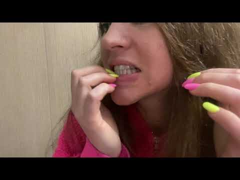 ASMR Teeth tapping scratching 🤤