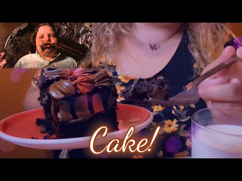 ASMR| Mukbang: Chocolate cake 🎂 | Eating sounds, Whispering