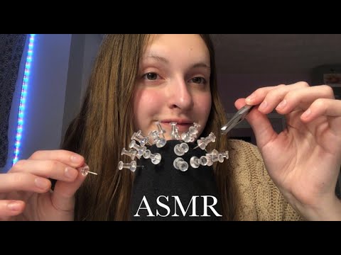 ASMR PUTTING AND PLUCKING PINS/NEEDLES OUT OF THE MIC