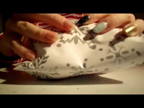 [ASMR] Fast Tapping, Gift Wrapping