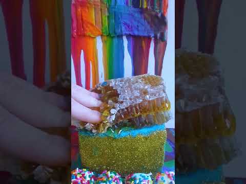 Satisfying honeycomb for the win #asmr #satisfying