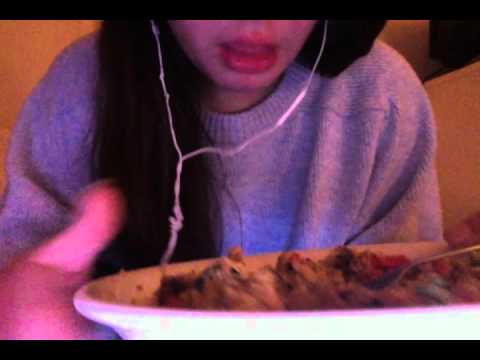 ASMR - Mozzarella Chicken and Red Pepper Quinoa