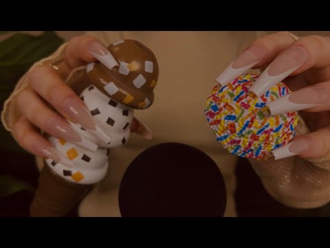 🍦ice cream shop👂ear to ear 🎧 tappy scratchy asmr #3 (extra long nails) (no talking)