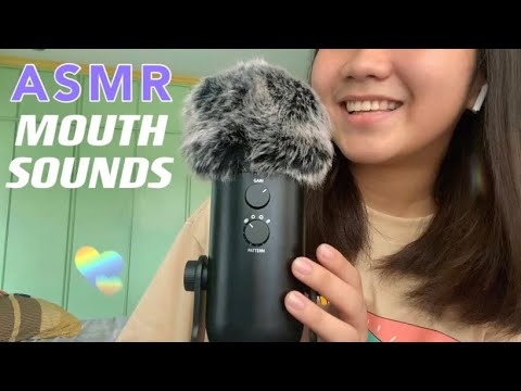 ASMR | MOUTH SOUNDS & HAND MOVEMENTS