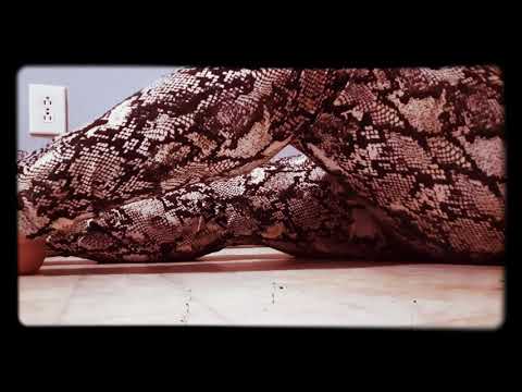 ASMR Camo Leggings Scratching / Fabric Sounds / Try on Haul