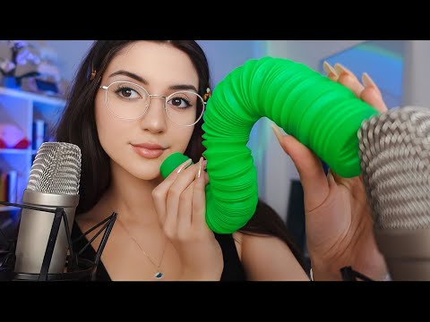 Only people with an IQ of 140 get tingles with these ASMR triggers :)