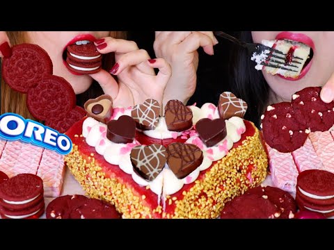 ASMR STRAWBERRY CREAM CAKE, RED VELVET OREOS, CHIPS AHOY COOKIES, CHOCOLATE HEARTS, PINK WAFERS 먹방