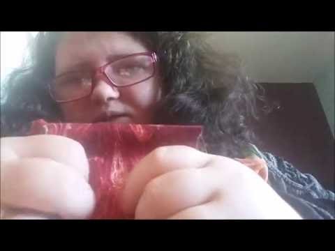 ASMR SHOW & TELL *CLOSE UP FABRIC SOUNDS, FAST TAPPING & RAMBLES*