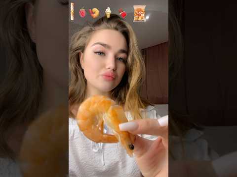Emoji Food Challenge 🧃🍩🍭🍫🍩 АСМР ЕШЬ ПО СТИКЕРАМ 😋🍦🍫