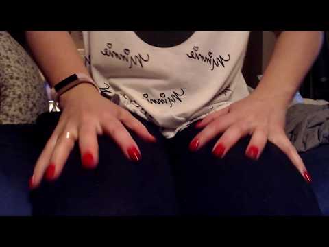 ~ FAST SCRATCHING MY BLACK LEGGINGS WHILE WEARING THEM ~ ASMR (Fabric Scratching)