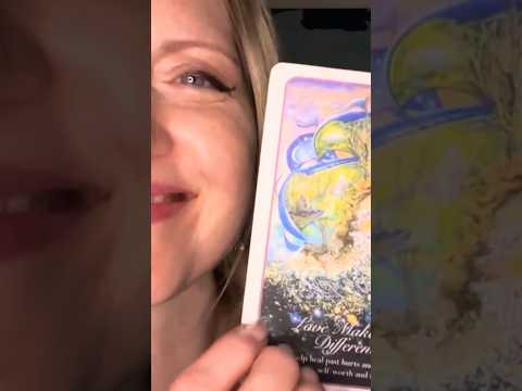 ASMR Daily Tarot Love Makes the Difference 💙💛💙