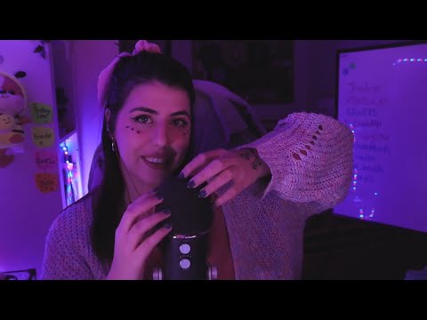 ASMR Gentle Mouth Sounds With Mic Scratching || Low lights & No Talking ✨