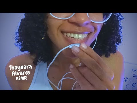 ASMR : mic nibbling (mouth sounds)