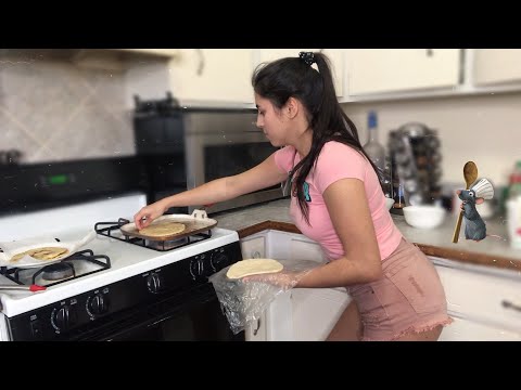 DESCONTROL en LA COCINA *Tortillas a Mano y Elote/Esquites🌽 (Yoly Cocinera)
