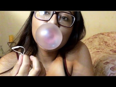 ASMR | Gum Chewing, Blowing Bubbles and Mic Nibbling