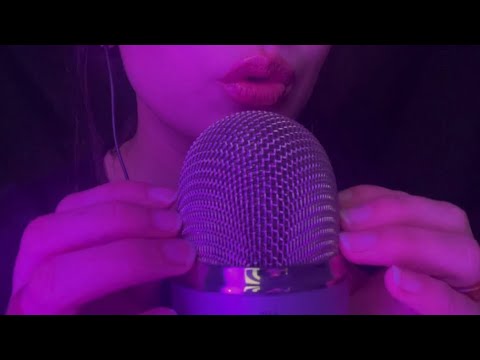 ASMR mouth sounds and mic scratching with different lights to comfort you 💜 no talking