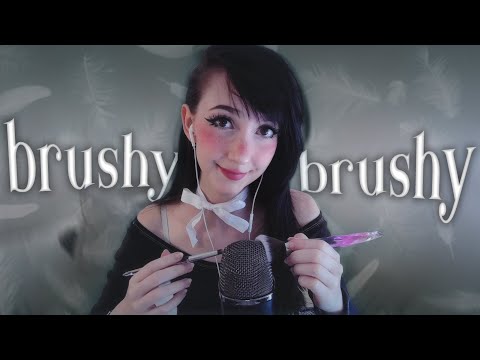 ASMR ☾ soft Mic Brushing to help you relax & fall asleep ☁️ trying new brushes 💜